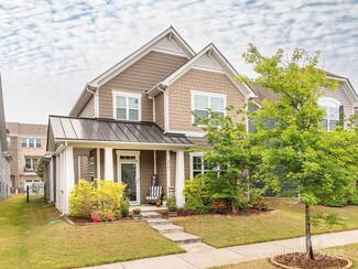 8065 Cornhill Ave, Charlotte, NC 28277