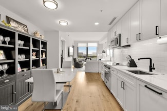 1211 Van St SE Unit 1308, Washington, DC 20003
