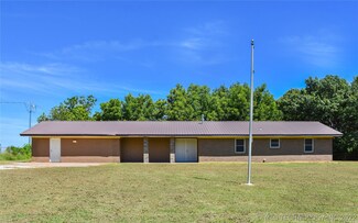 926 Pruitt Rd, Ada, OK 74820