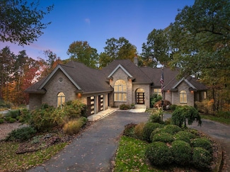 7160 Hawick Ct NE, Belmont, MI 49306