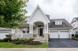 285 Seaton Ct, Lake Zurich, IL 60047