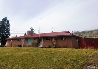 909 3rd Ave N, Okanogan, WA 98840