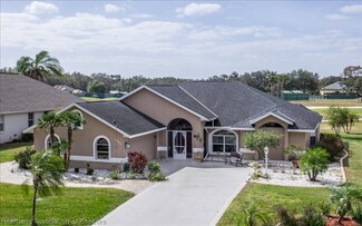 5004 Strafford Oaks Dr, Sebring, FL 33875