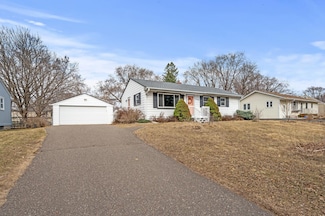 6148 Garbe Ave, Woodbury, MN 55125