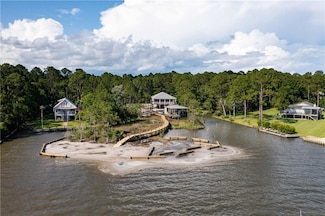 7921 Bayshore Dr, Elberta, AL 36530