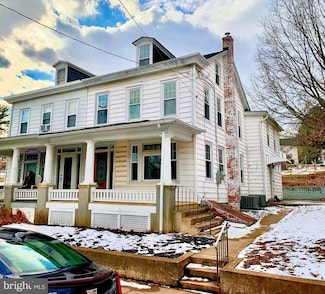 226 N Church St, Mohnton, PA 19540