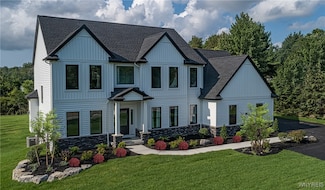 7424 Jewett Holmwood Rd, Orchard Park, NY 14127