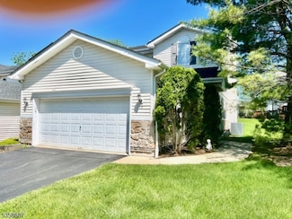 12 Meadow Lakes Dr Unit TT6, Hamburg, NJ 07419
