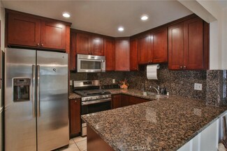 14081 Livingston Meadows Unit 27, Garden Grove, CA 92844