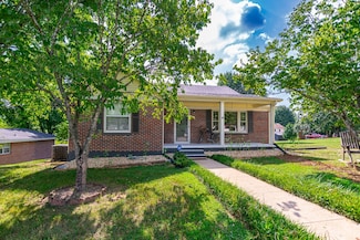 801 2nd Ave, Fayetteville, TN 37334