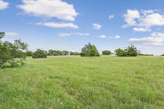 108 Brown Dr, Bruceville-Eddy, TX 76524