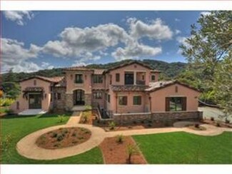 24920 La Loma Ct, Los Altos Hills, CA 94022