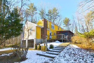 35 Cider Mill Ln, Upton, MA 01568