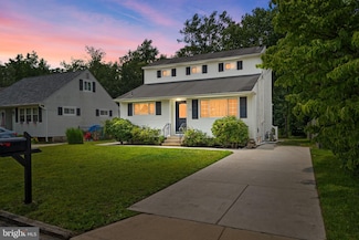 348 Richmond Ave, Blackwood, NJ 08012