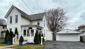 9 Corinthia St, Lockport, NY 14094