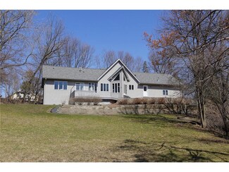 1112 Phelps St, Red Wing, MN 55066