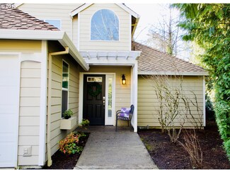 3912 Carman Dr, Lake Oswego, OR 97035