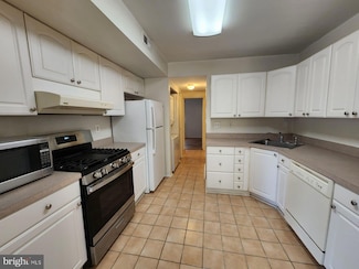 2062 Royal Fern Ct Unit 28/1A, Reston, VA 20191
