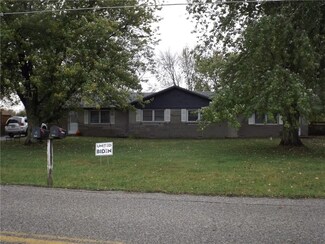 4933 W 600 N, Fairland, IN 46126