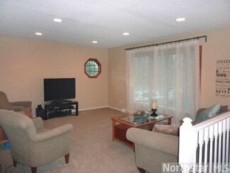 5170 69th Ln, Loretto, MN 55357