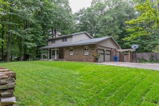 5225 Tyler St, Hudsonville, MI 49426