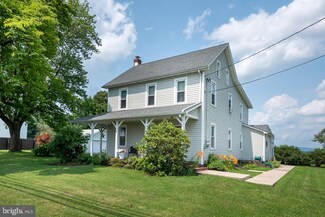 698 Cherry Hill Rd, Nazareth, PA 18064