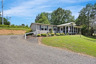3310 N Jackson Ave, Russellville, AR 72802