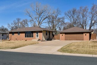 9924 93rd Place N, Maple Grove, MN 55369