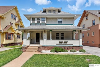 121 N 38th Ave, Omaha, NE 68131