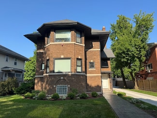 420 Wesley Ave, Oak Park, IL 60302