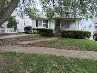 2112 E Clay St, Decatur, IL 62521