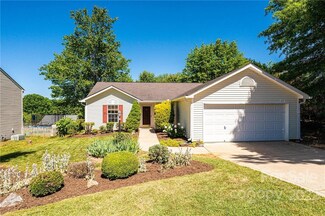 1957 8th Street Ln SE, Hickory, NC 28602
