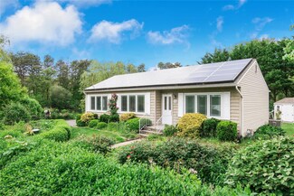 125 Engelke St, Patchogue, NY 11772