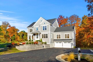 35 Prospect St, Rowley, MA 01969
