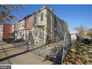 323 Clinton St, Camden, NJ 08103