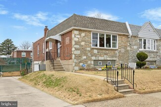 2010 Greymont St, Philadelphia, PA 19116