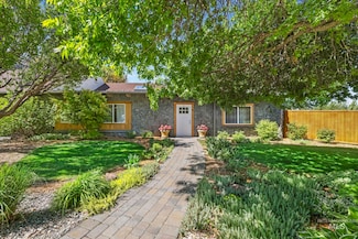 564 Blue Lakes Blvd S, Twin Falls, ID 83301