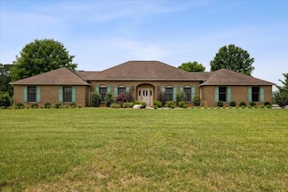 377 Thomas Loop Rd, Sevierville, TN 37876