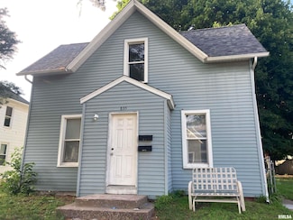 835 17th Ave, Moline, IL 61265