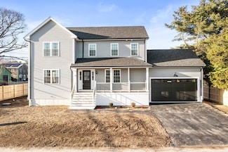 58 Hathaway St, Fairhaven, MA 02719