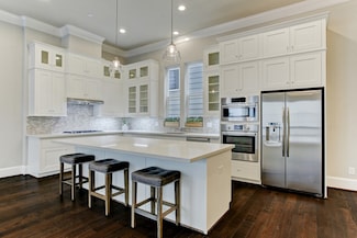 324 W 20th St, Houston, TX 77008