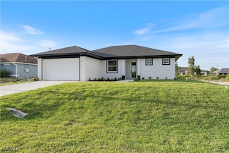 2719 42nd St W, Lehigh Acres, FL 33971