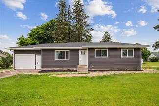 204 W Washington St, Montezuma, IA 50171