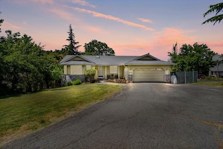 1303 Highcrest Dr, Medford, OR 97504