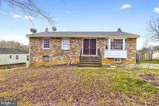 9007 Little Stone Dr, Fort Washington, MD 20744
