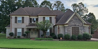 10481 Mabry Mill Rd, Cordova, TN 38016