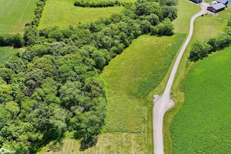 82 Nd Ave, Mediapolis, IA 52637