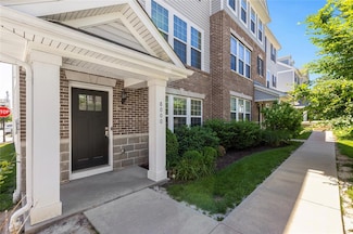 8000 Central Park Dr, Saint Louis, MO 63117