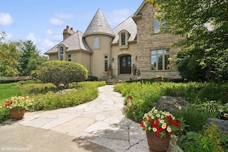 5881 Teal Ln, Long Grove, IL 60047