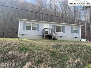 1567 Claybank Rd, West Jefferson, NC 28694